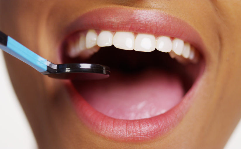 Całościowe leczenie stomatologiczne – odkryj drogę do zdrowych i pięknego uśmiechu.